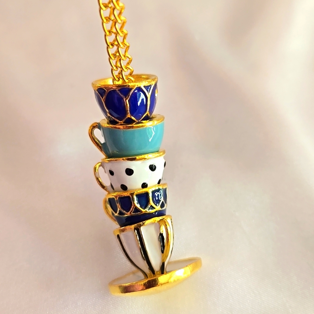 🐰 New 29" Alice in Wonderland Stacking Teacups Necklace - Blue 🐇
